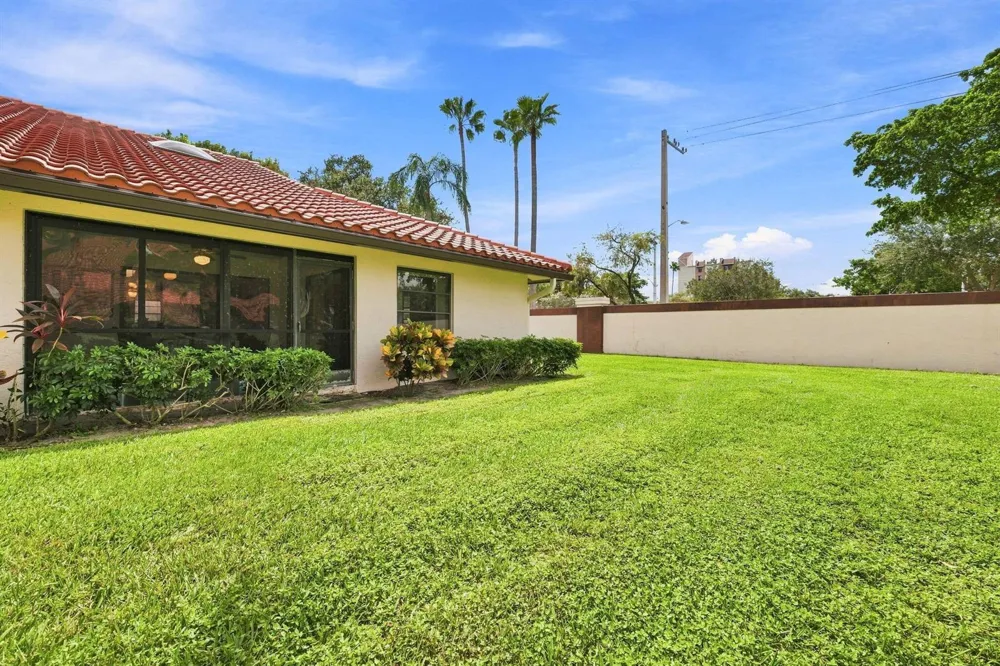 6356 Kings Gate Circle Delray Beach, FL 33484