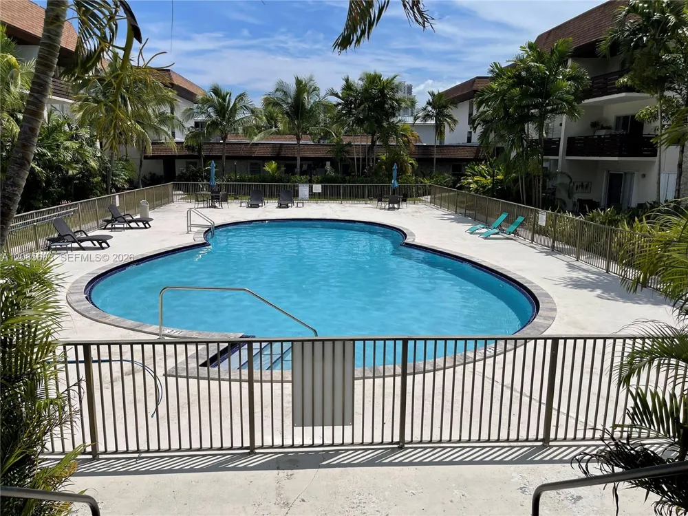 7487 SW 82nd St #C202 Miami, FL 33143