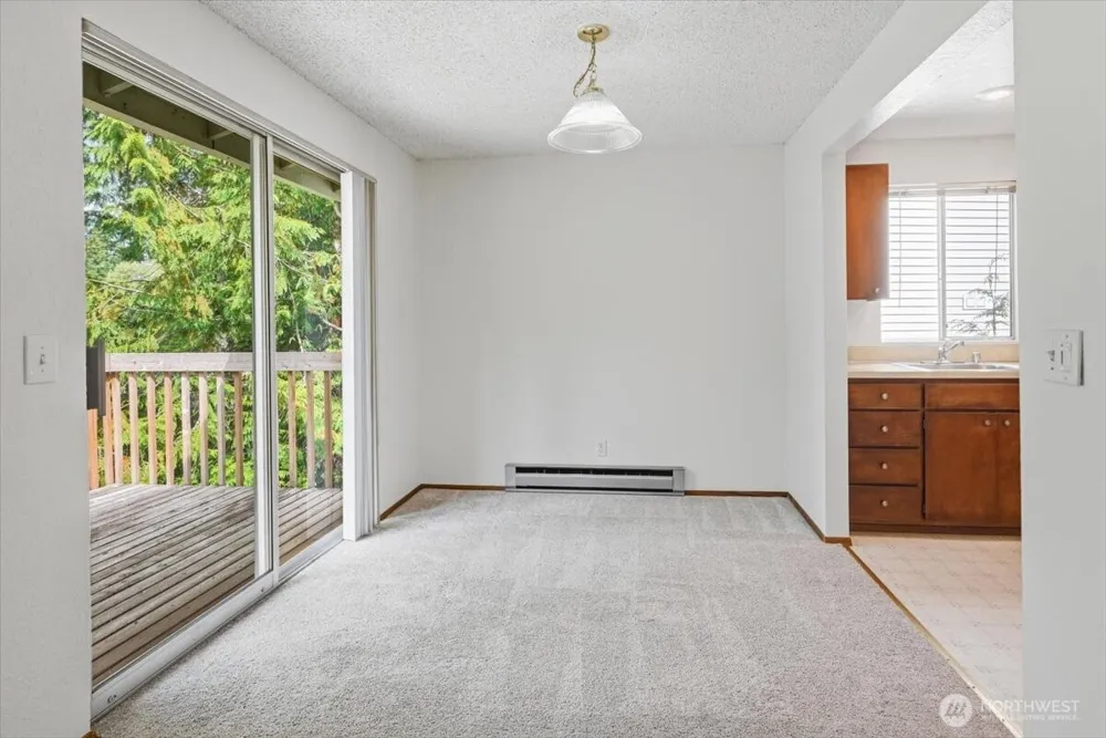 19433 28th Avenue NE #C Lake Forest Park, WA 98155