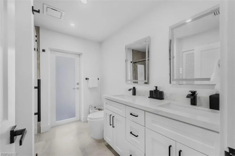 4625 Forest Glen Drive North Fort Myers, FL 33903