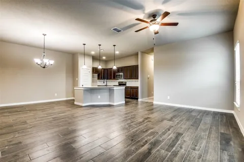 122 Wickersham #B