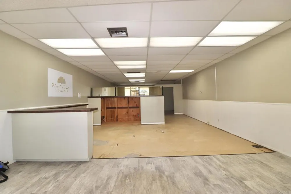 3025 Lemon Grove Avenue Lemon Grove, CA 91945