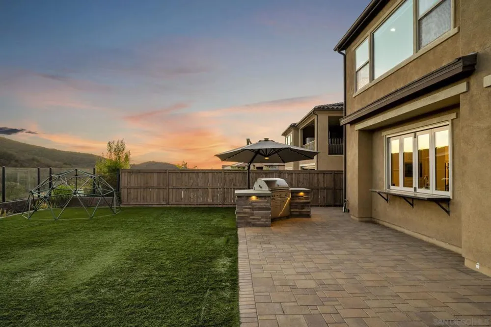 15932 Taburno Way San Diego, CA 92127