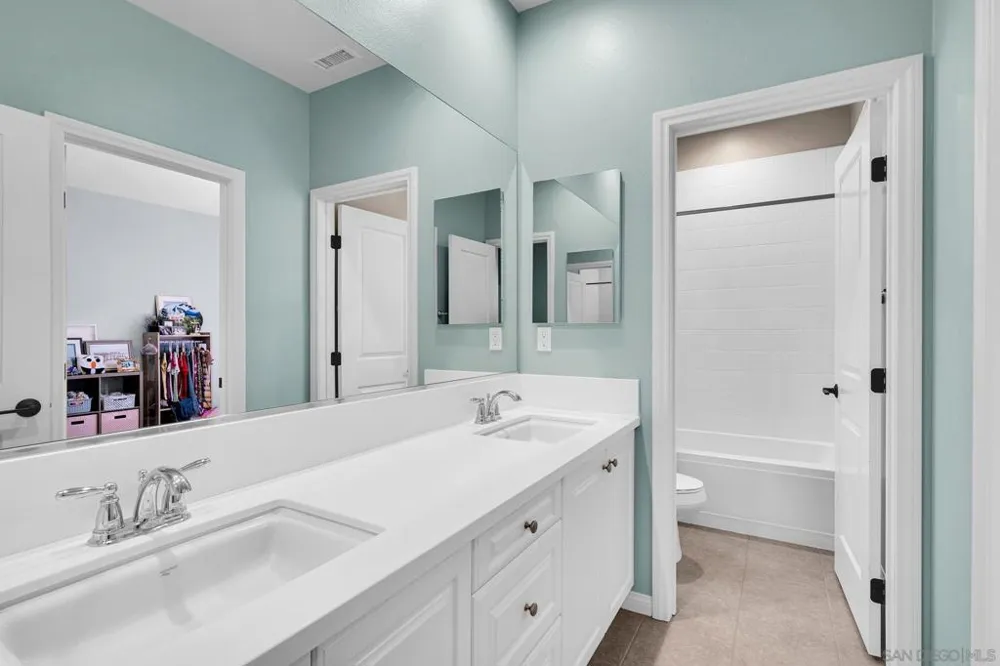 15932 Taburno Way San Diego, CA 92127