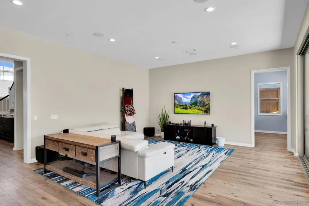 15932 Taburno Way San Diego, CA 92127