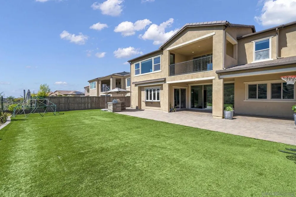 15932 Taburno Way San Diego, CA 92127