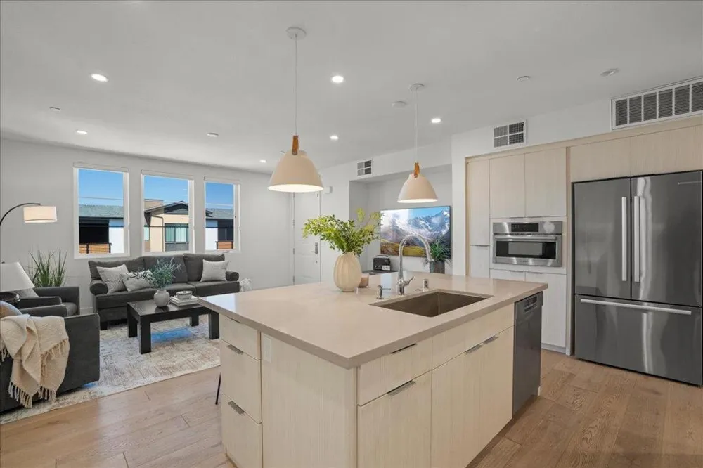 16293 Gellatt Court Los Gatos, CA 95032