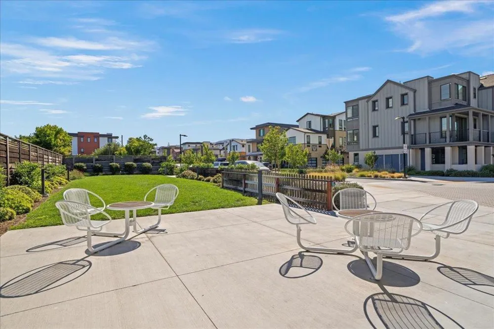 16293 Gellatt Court Los Gatos, CA 95032