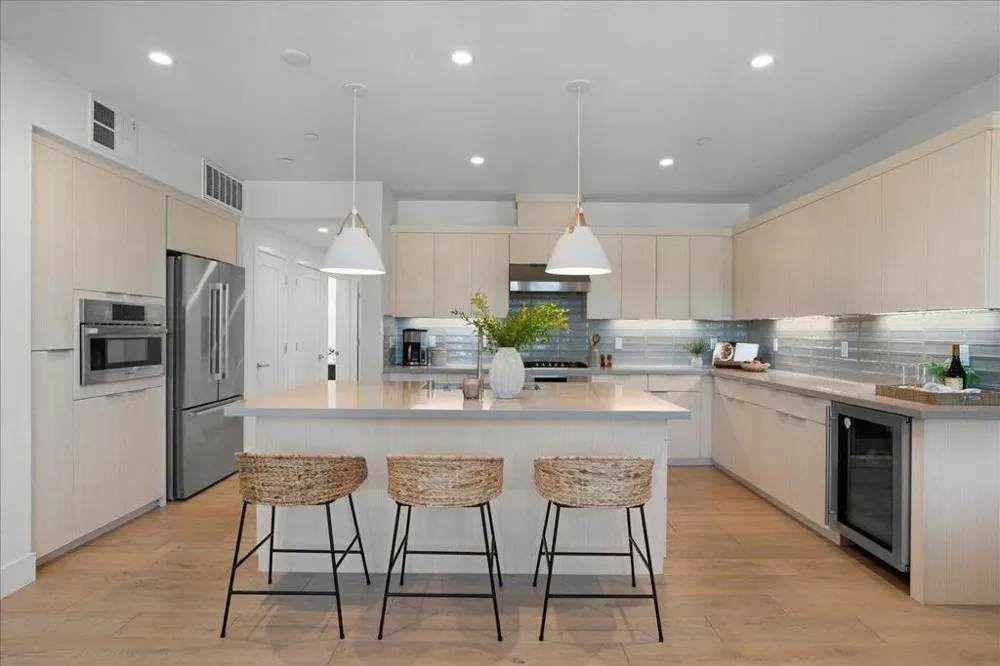 16293 Gellatt Court Los Gatos, CA 95032