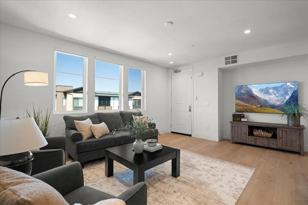 16293 Gellatt Court Los Gatos, CA 95032