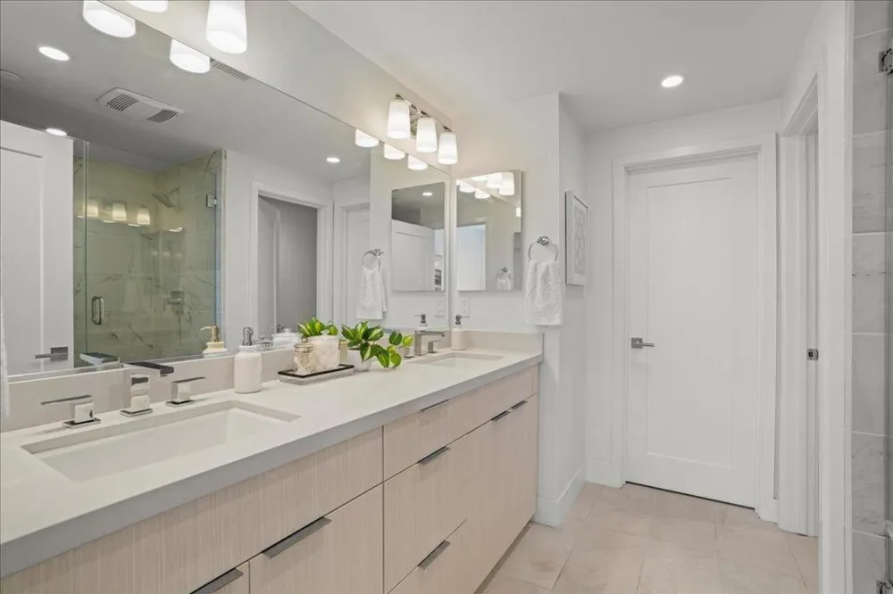 16293 Gellatt Court Los Gatos, CA 95032