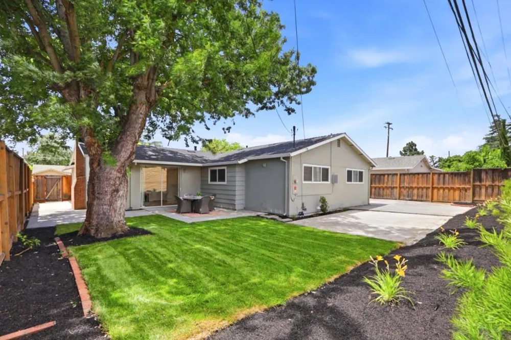 19681 Drake Drive Cupertino, CA 95014