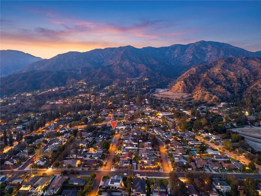 405 HILL STREET Monrovia, CA 91016