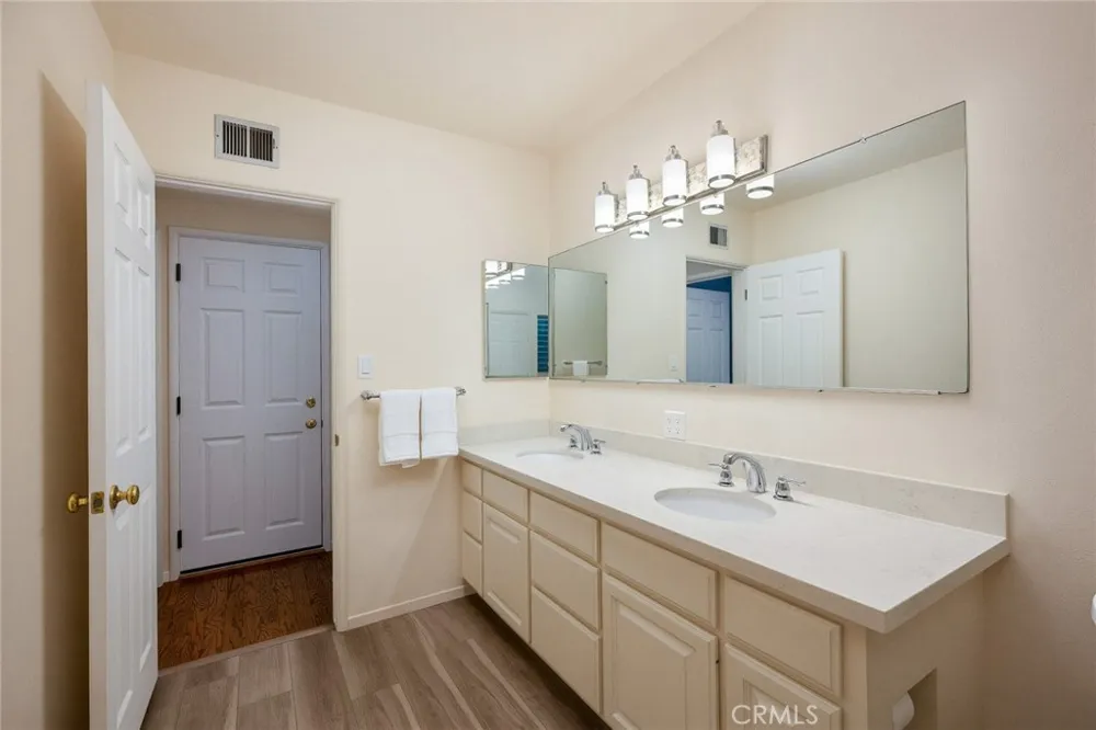 405 HILL STREET Monrovia, CA 91016