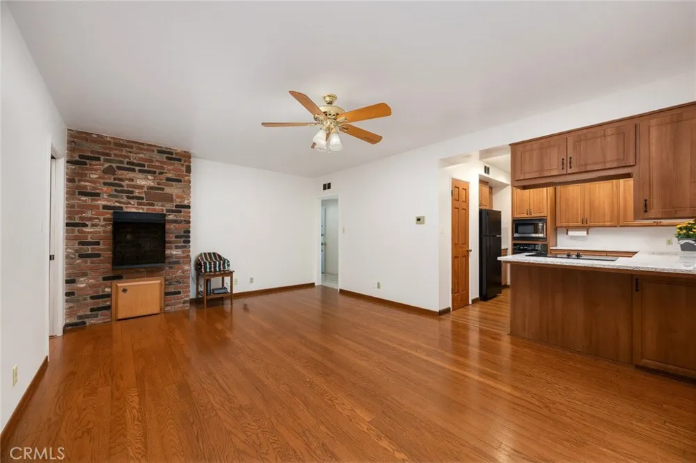 405 HILL STREET Monrovia, CA 91016