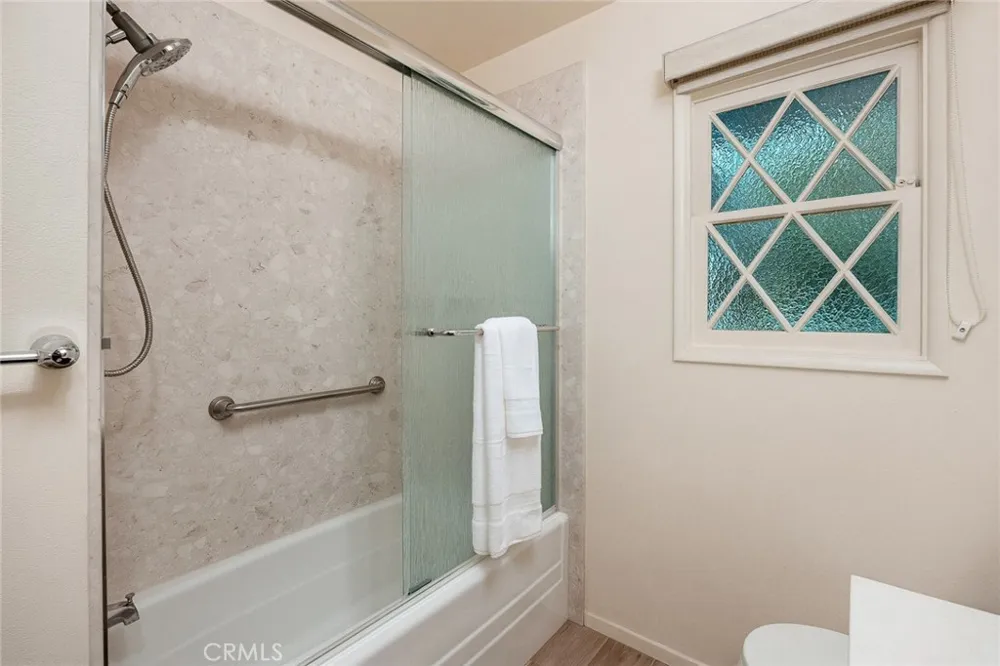 405 HILL STREET Monrovia, CA 91016