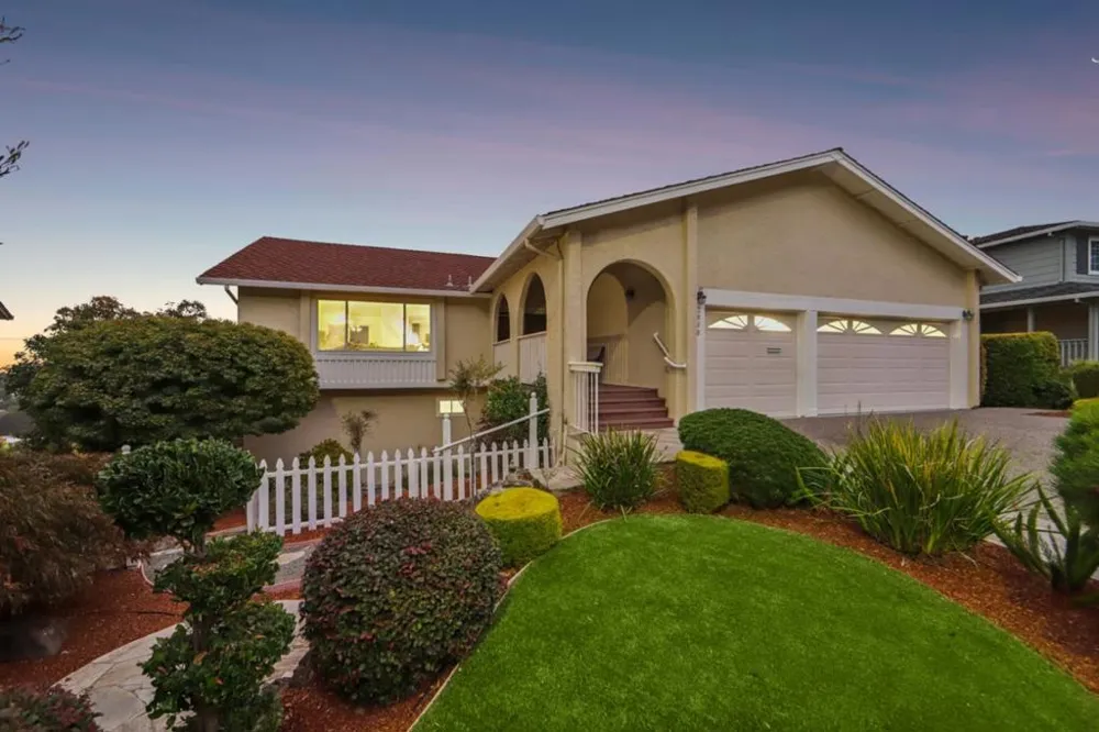 2808 Wakefield Drive Belmont, CA 94002