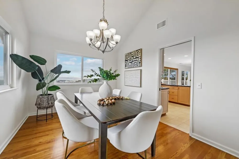 2808 Wakefield Drive Belmont, CA 94002