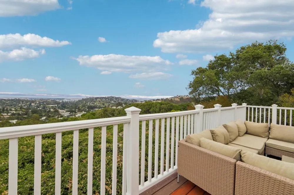 2808 Wakefield Drive Belmont, CA 94002