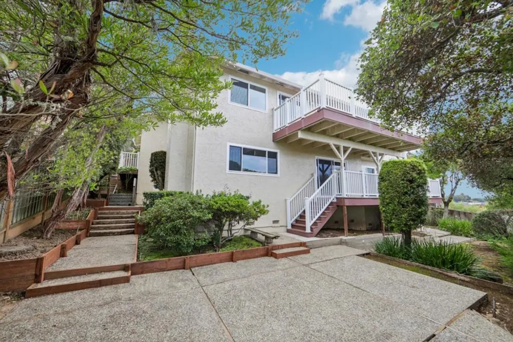 2808 Wakefield Drive Belmont, CA 94002