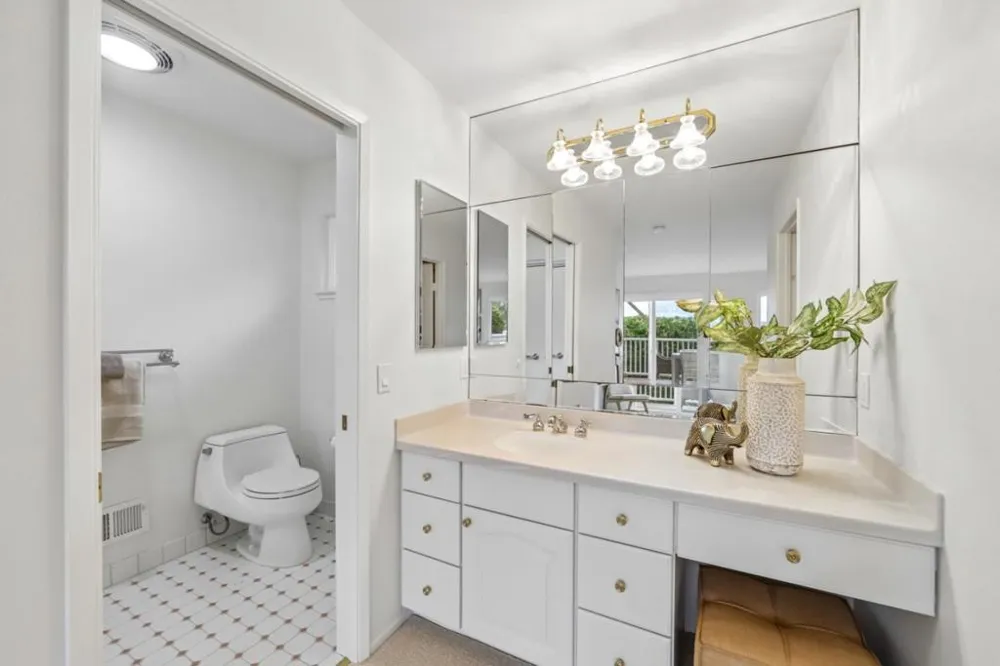 2808 Wakefield Drive Belmont, CA 94002