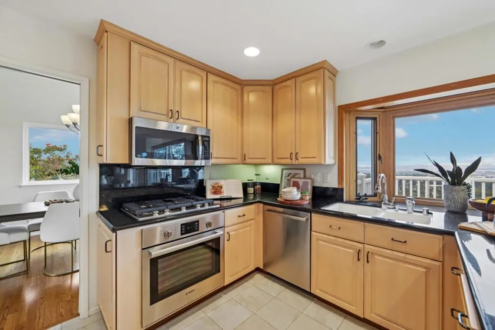 2808 Wakefield Drive Belmont, CA 94002
