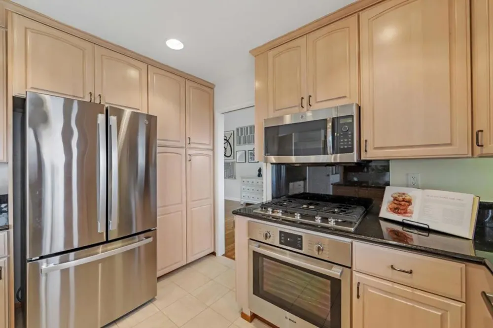 2808 Wakefield Drive Belmont, CA 94002