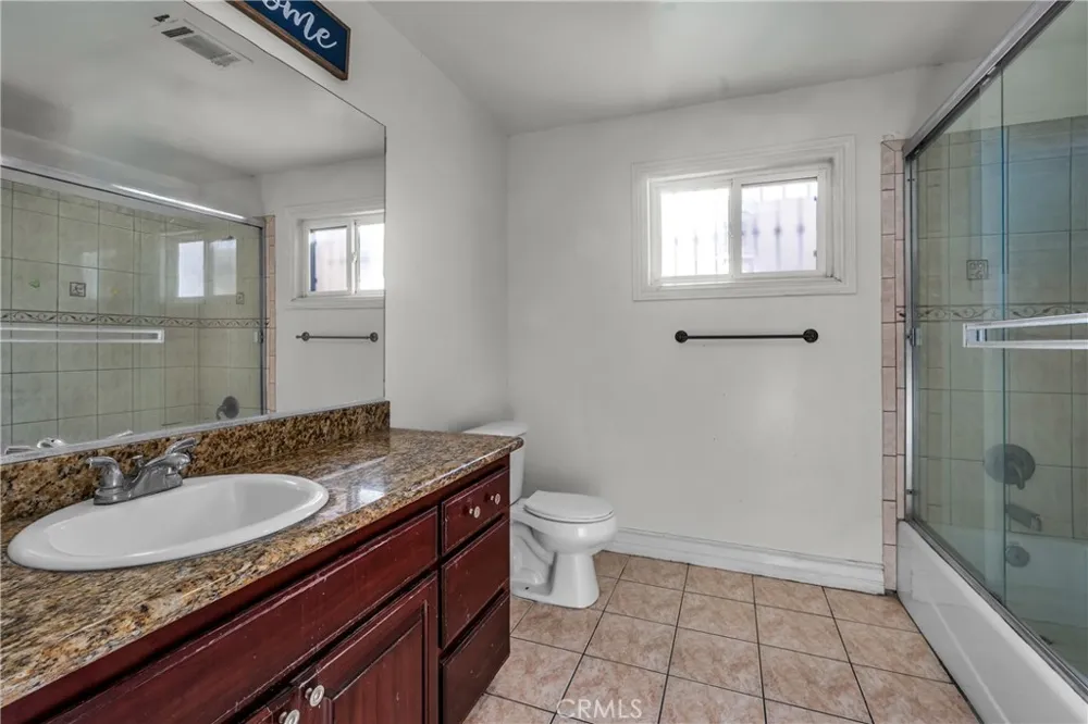 3938 W 119th Place Hawthorne, CA 90250