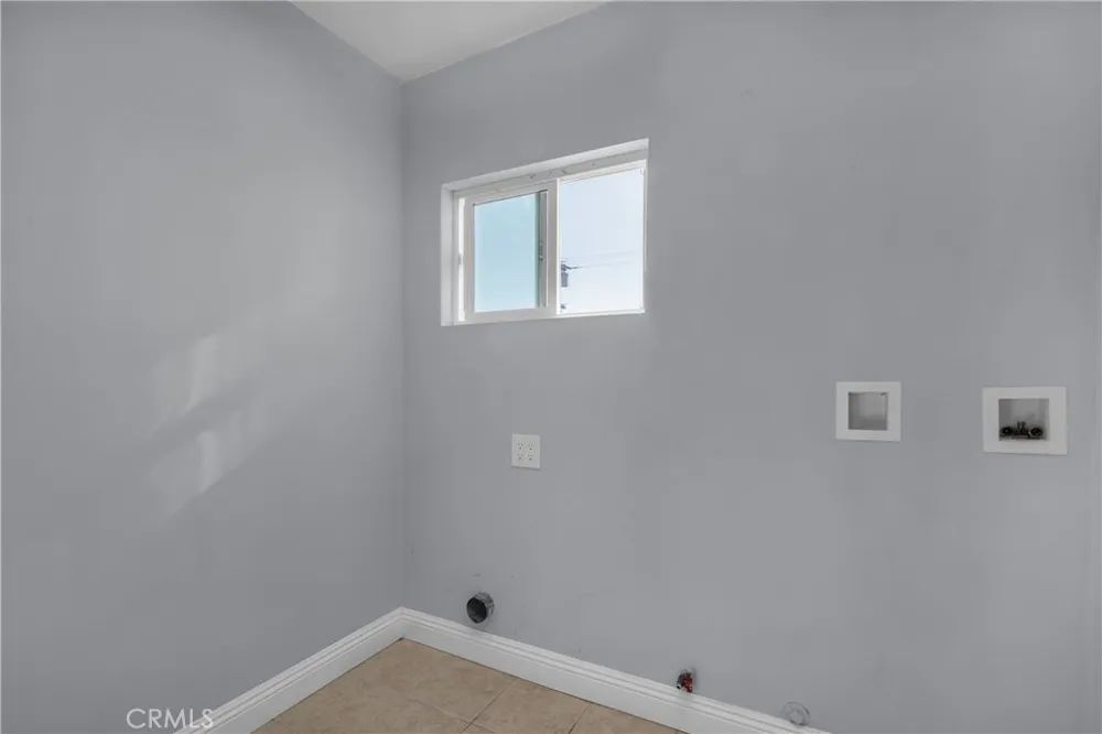 3938 W 119th Place Hawthorne, CA 90250