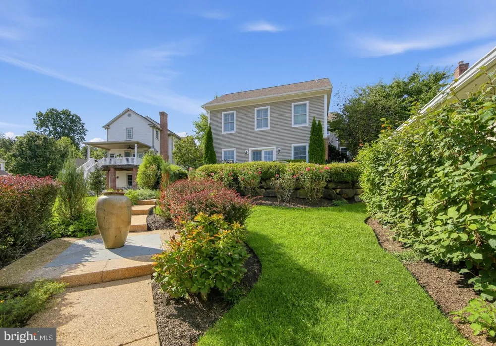 309 SUNDANCE DRIVE Chester Springs, PA 19425