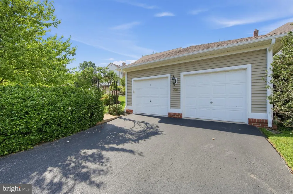 309 SUNDANCE DRIVE Chester Springs, PA 19425