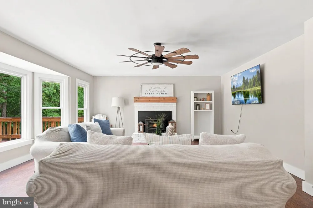 8651 KING GEORGE COURT Pomfret, MD 20675