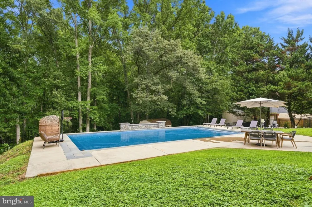 8651 KING GEORGE COURT Pomfret, MD 20675