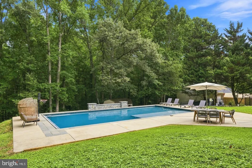 8651 KING GEORGE COURT Pomfret, MD 20675