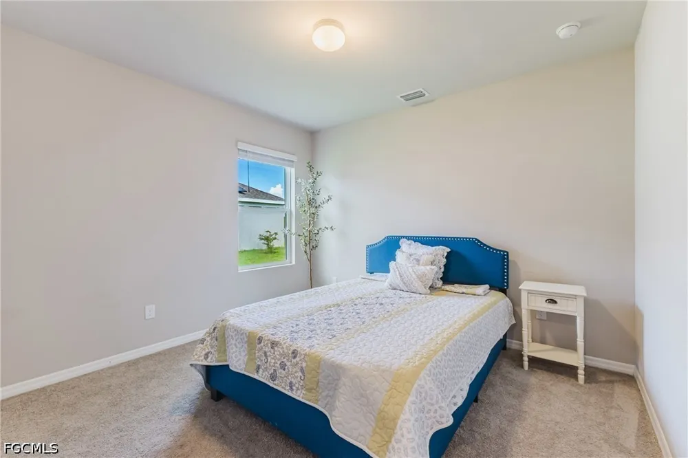 Cascade Price Circle North Fort Myers, FL 33917