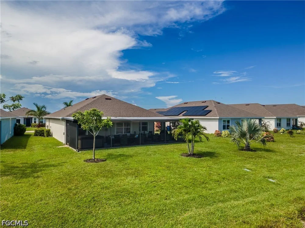 Cascade Price Circle North Fort Myers, FL 33917