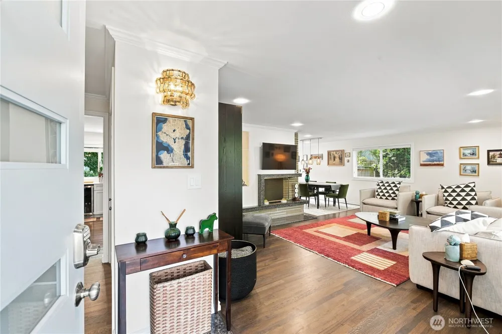 5521 NE 63rd Street Seattle, WA 98115