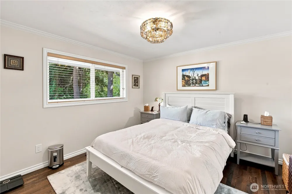 5521 NE 63rd Street Seattle, WA 98115