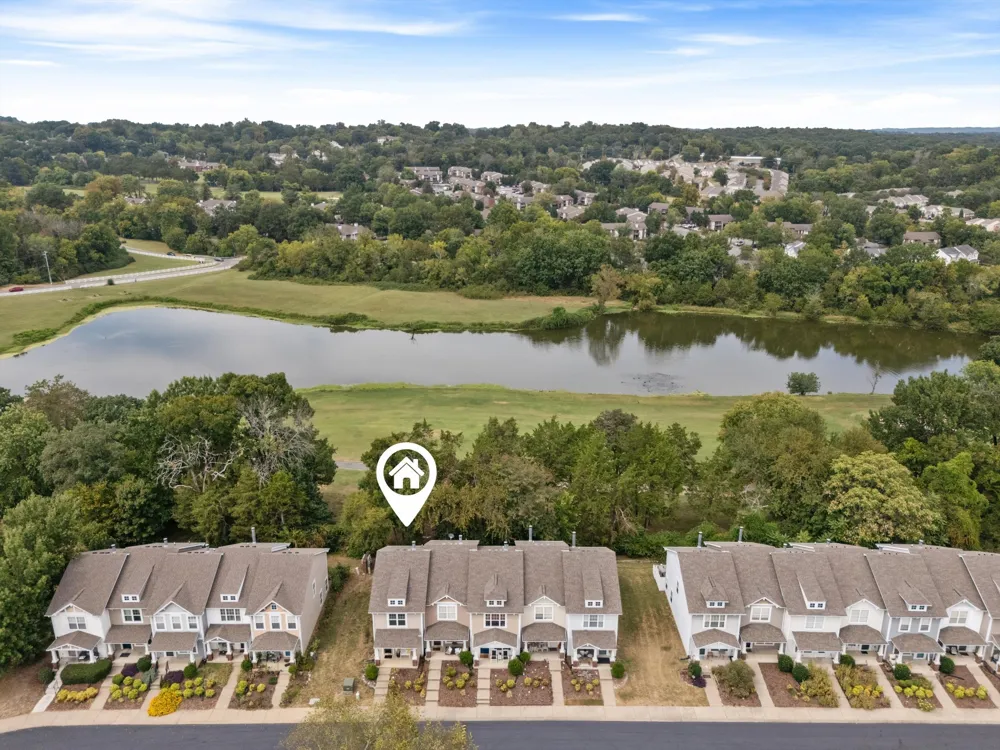 450 Flintlock Ct Nashville, TN 37217