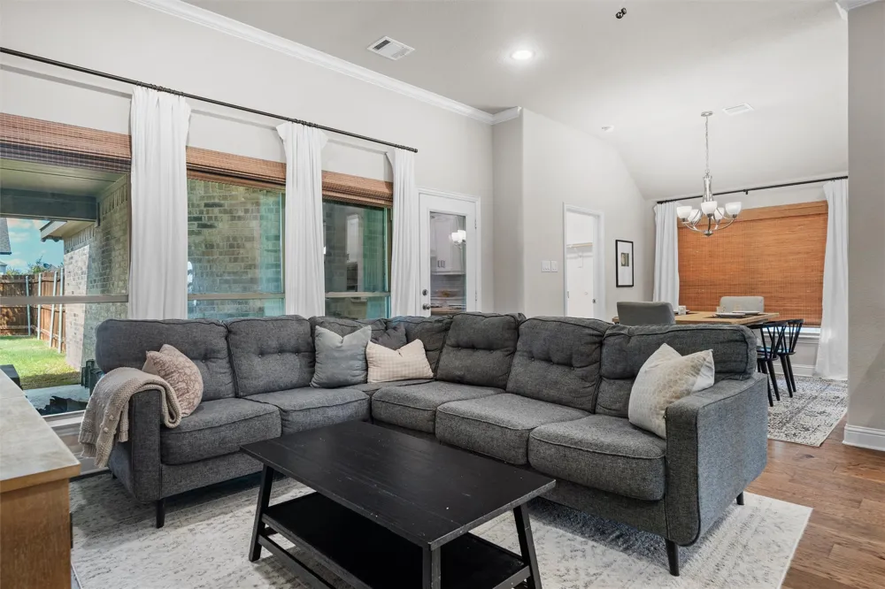 461 Washington Avenue Waxahachie, TX 75165