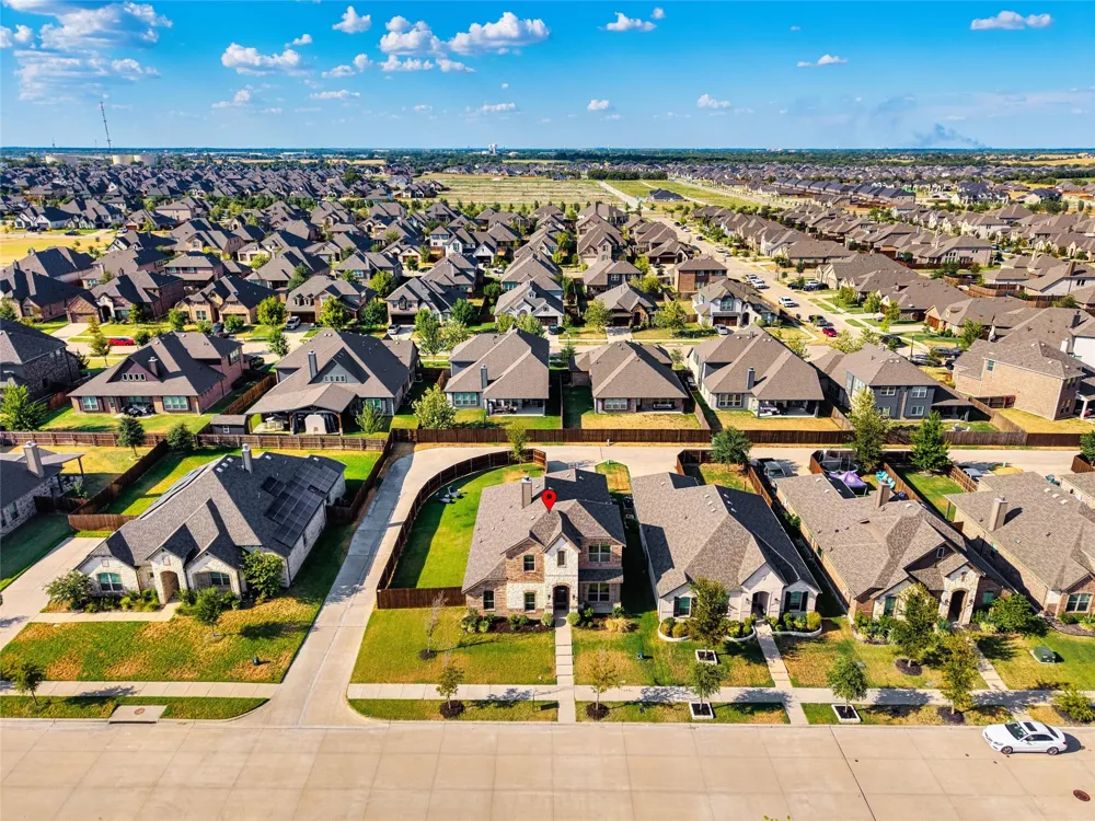 461 Washington Avenue Waxahachie, TX 75165