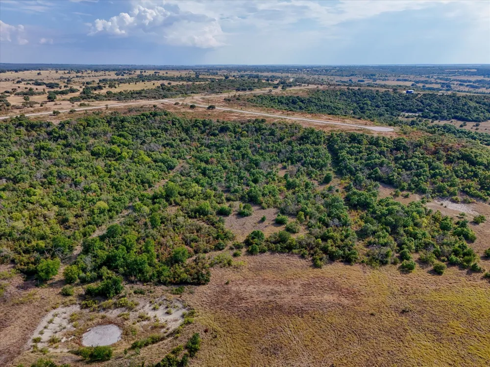 CR 511 Hamilton, TX 76531