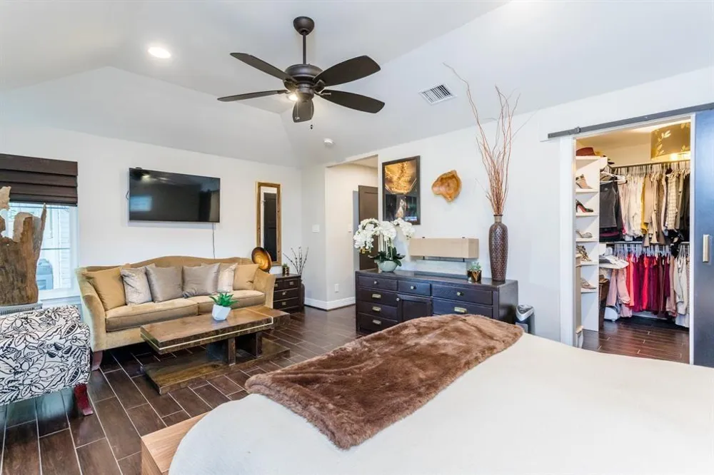2003 Wycliffe Drive Houston, TX 77043