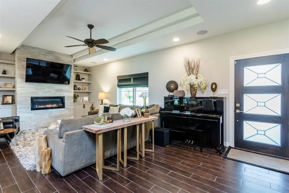 2003 Wycliffe Drive Houston, TX 77043