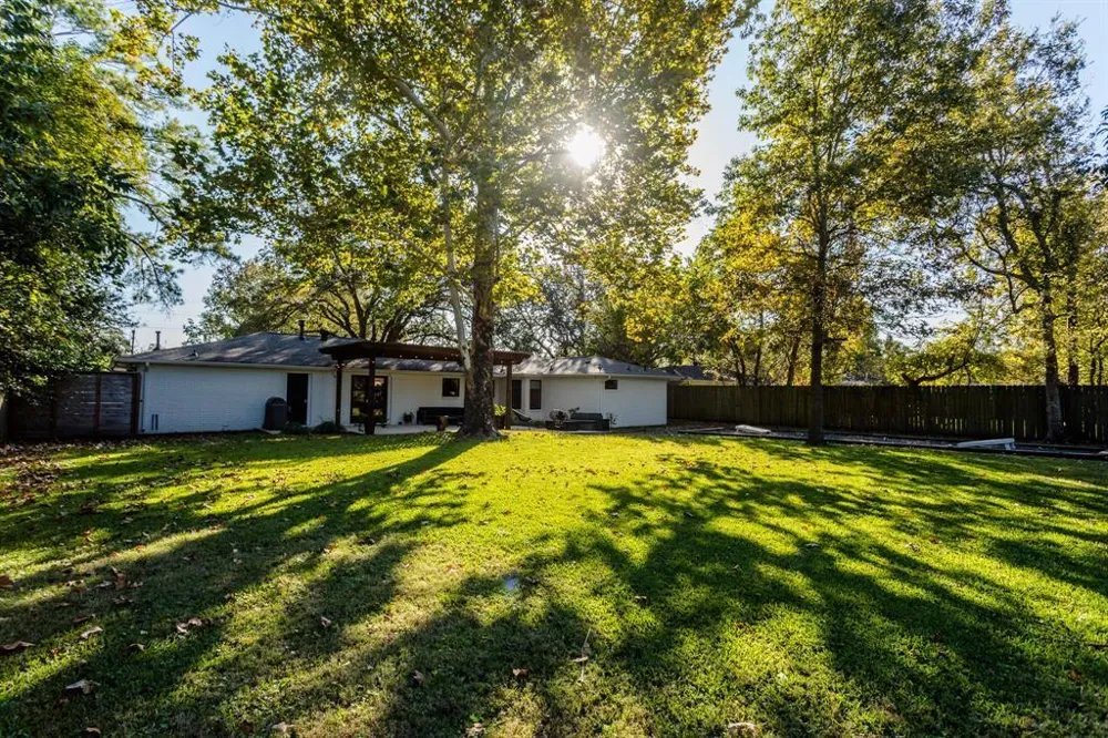 2003 Wycliffe Drive Houston, TX 77043
