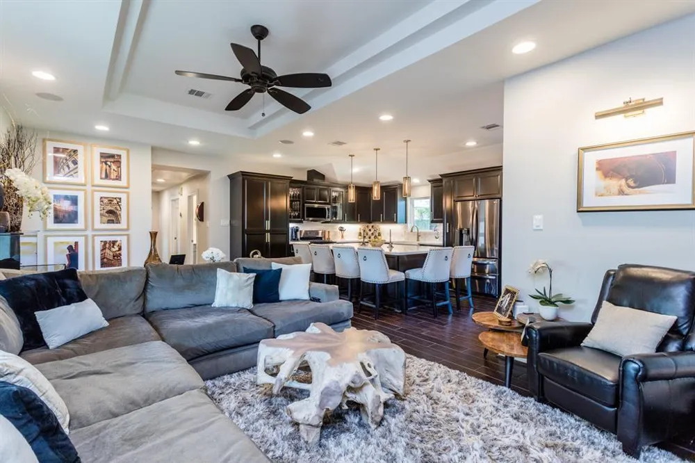 2003 Wycliffe Drive Houston, TX 77043