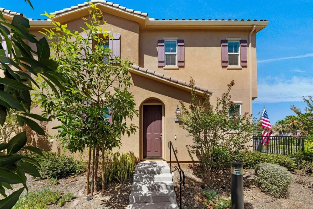 10529 Graphite Street Spring Valley, CA 91977