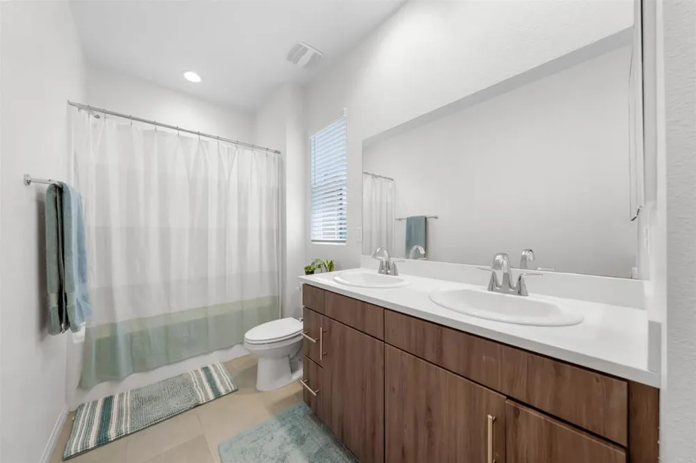 10529 Graphite Street Spring Valley, CA 91977