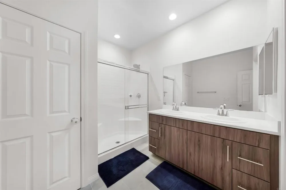 10529 Graphite Street Spring Valley, CA 91977