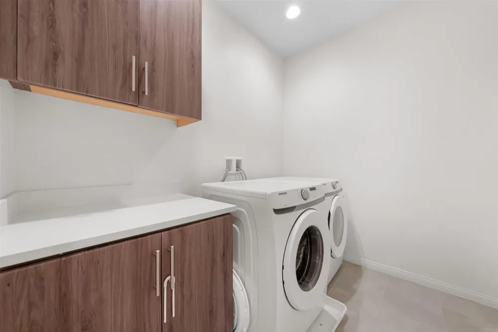 10529 Graphite Street Spring Valley, CA 91977